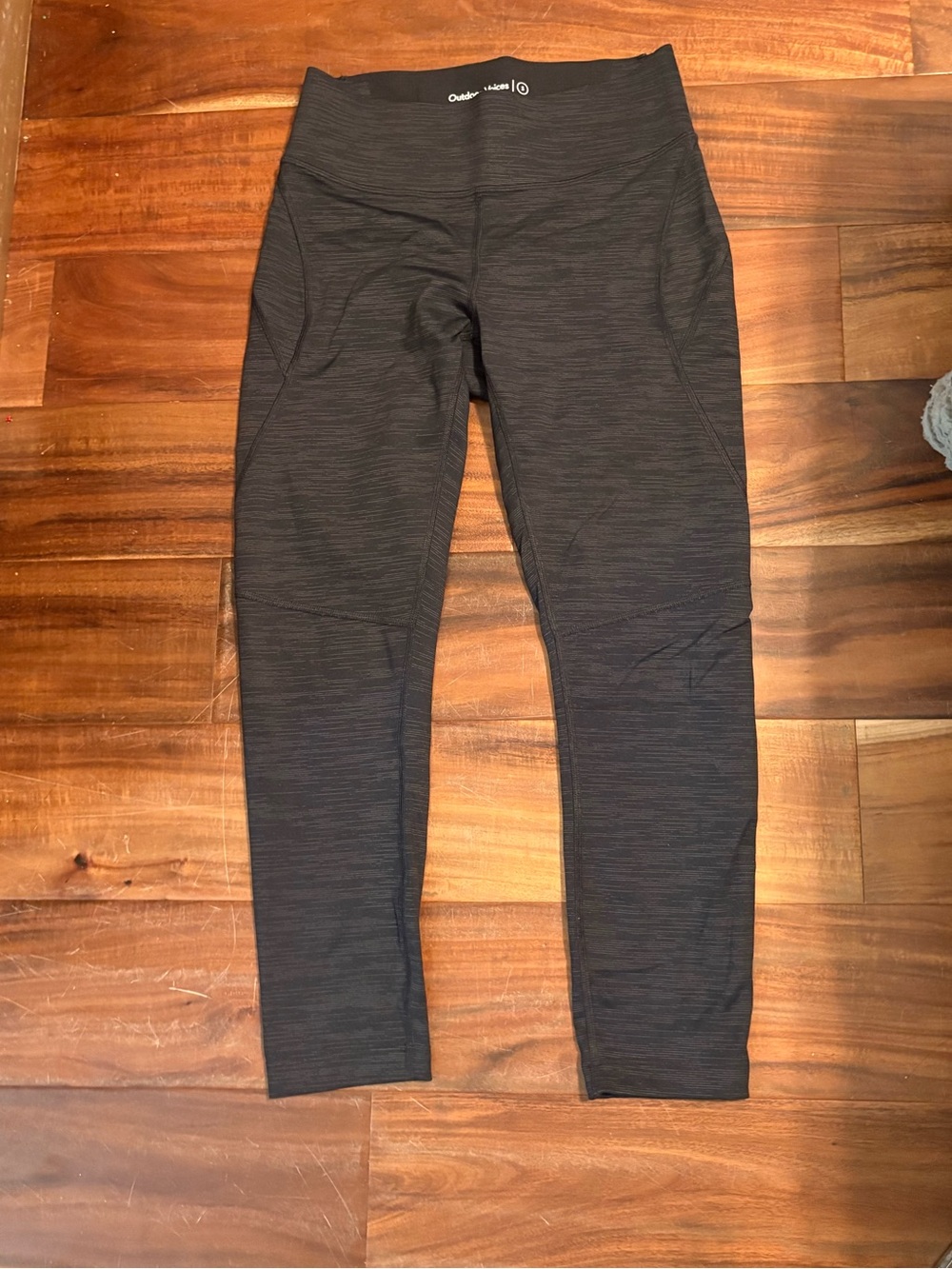 Outdoor Voices Black Textured Running Leggings Zip Pocket Size S (783)